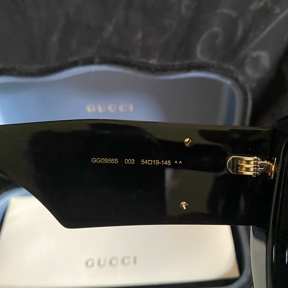 Gucci Sunglasses - Picture 7 of 7